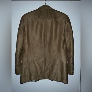 Sports coat
Name brand: Ralph Lauren 
Size: 38R